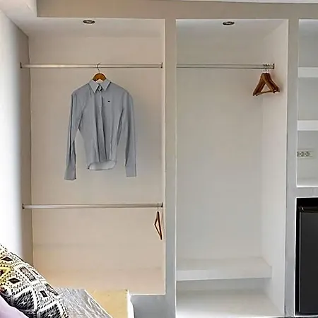 Отель Demilmar Luxury Перисса